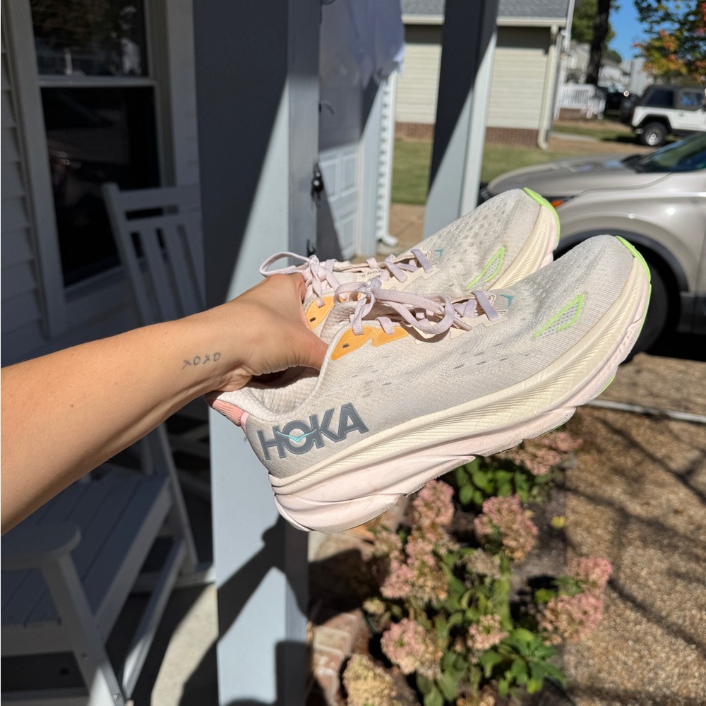 HOKA Clifton 9 Women’s 8.5